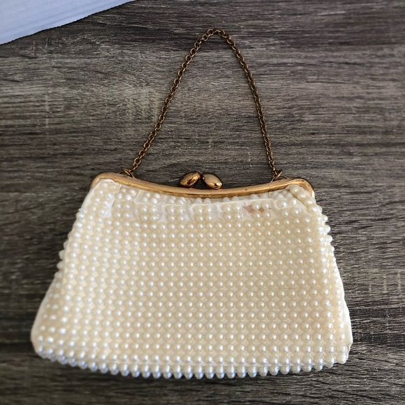Vtg Faux Pearl Beaded Kiss Lock Clutch - Picture 3 of 14